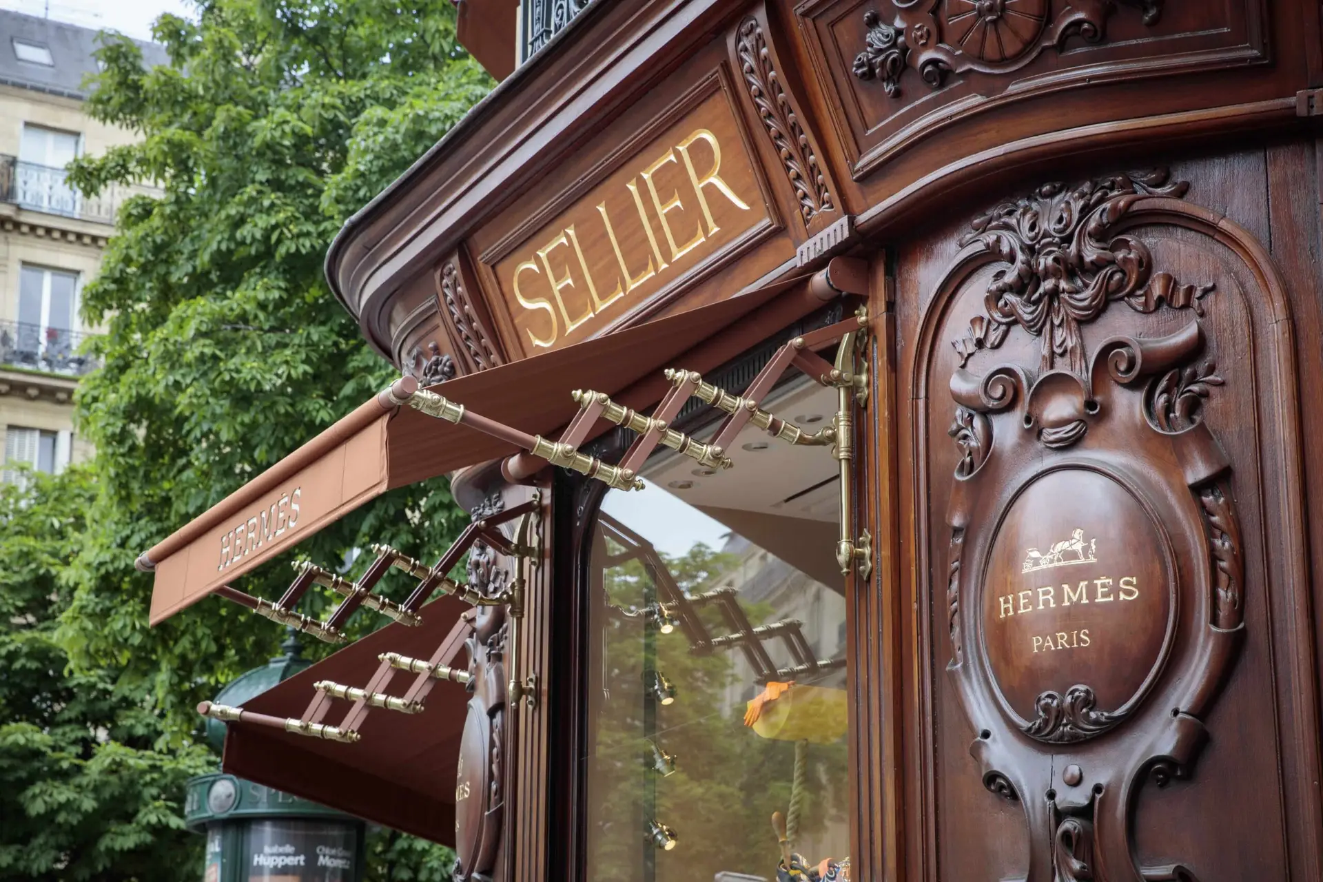 Boutique Hermès Paris Banne Croisillons