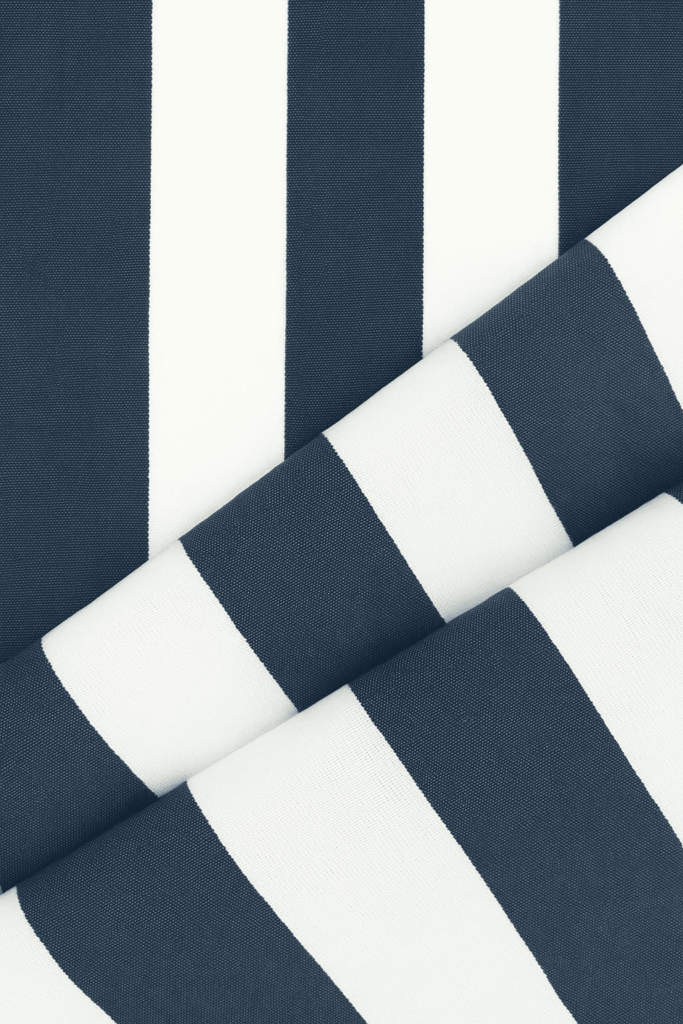 Toile bleue rayée de store