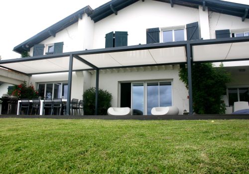 Pergolas jardin Roussel Stores